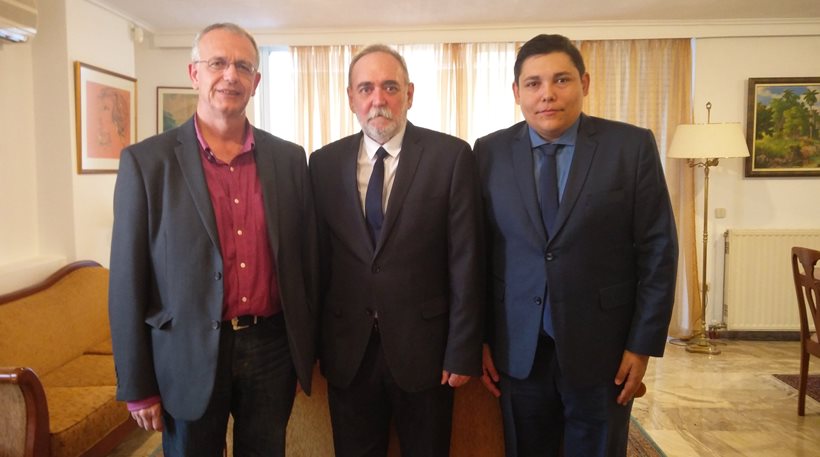 Αντιπροσωπεία του ΣΥΡΙΖΑ επισκέφθηκε την κουβανική πρεσβεία
